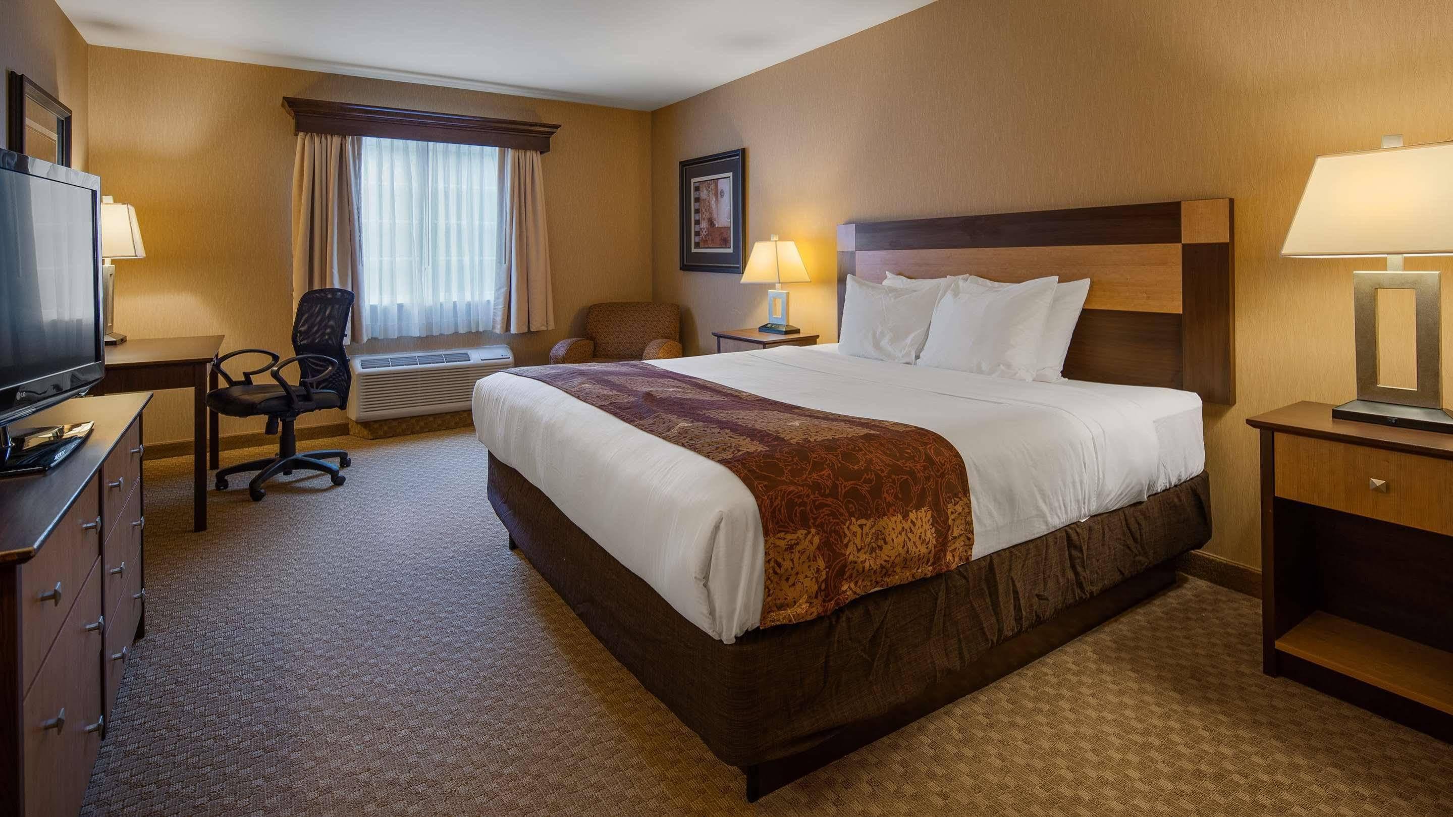 Crandon Inn & Suites Ngoại thất bức ảnh